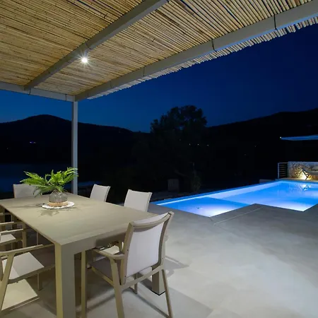 Vila Armiriki-private Sea Access *